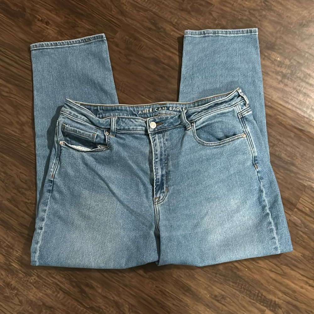 AE Stretch Mom Jean